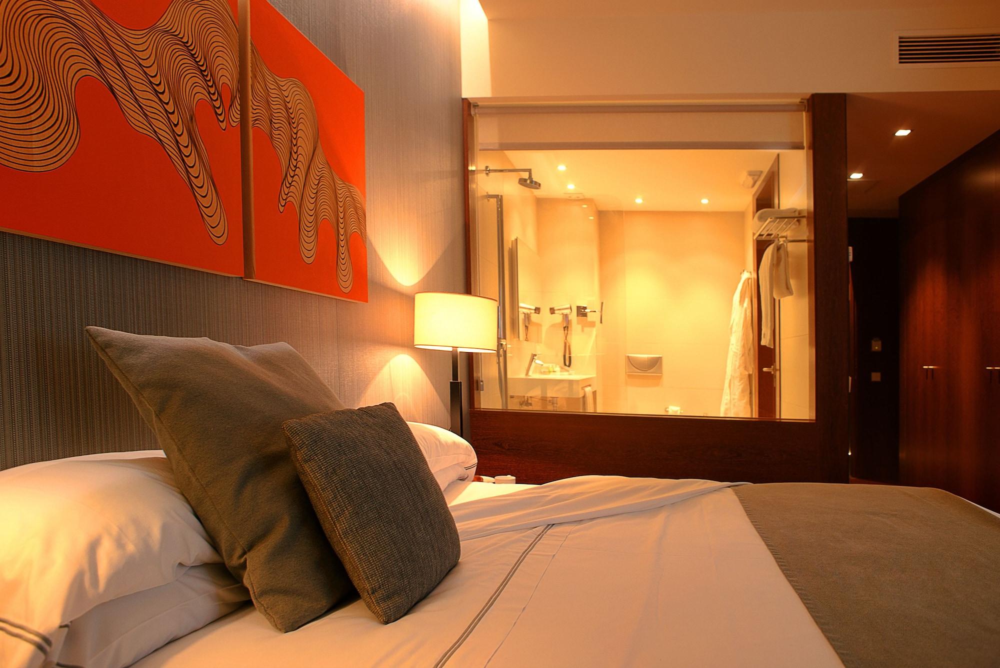 Hotel Carris Marineda A Coruna Exterior photo