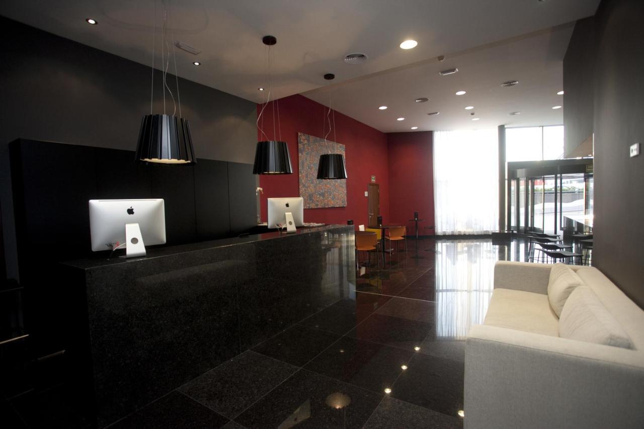 Hotel Carris Marineda A Coruna Exterior photo